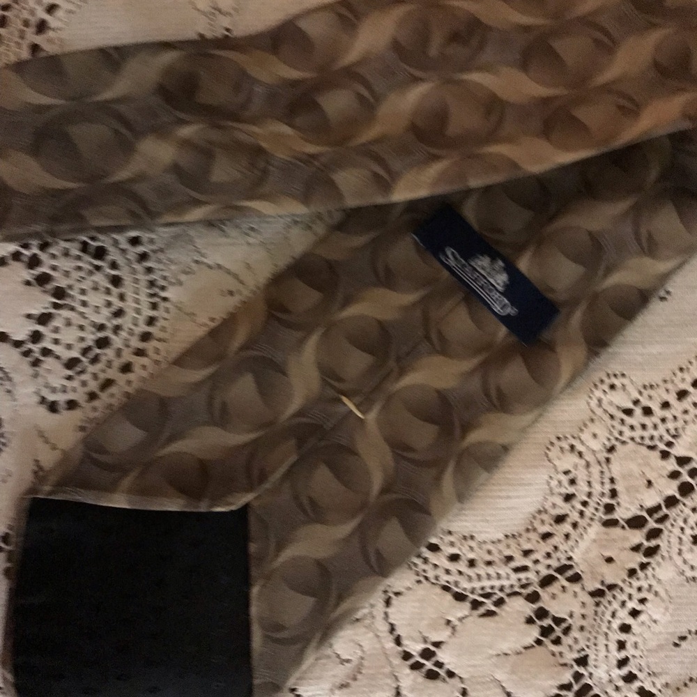 Men’s Stafford tie